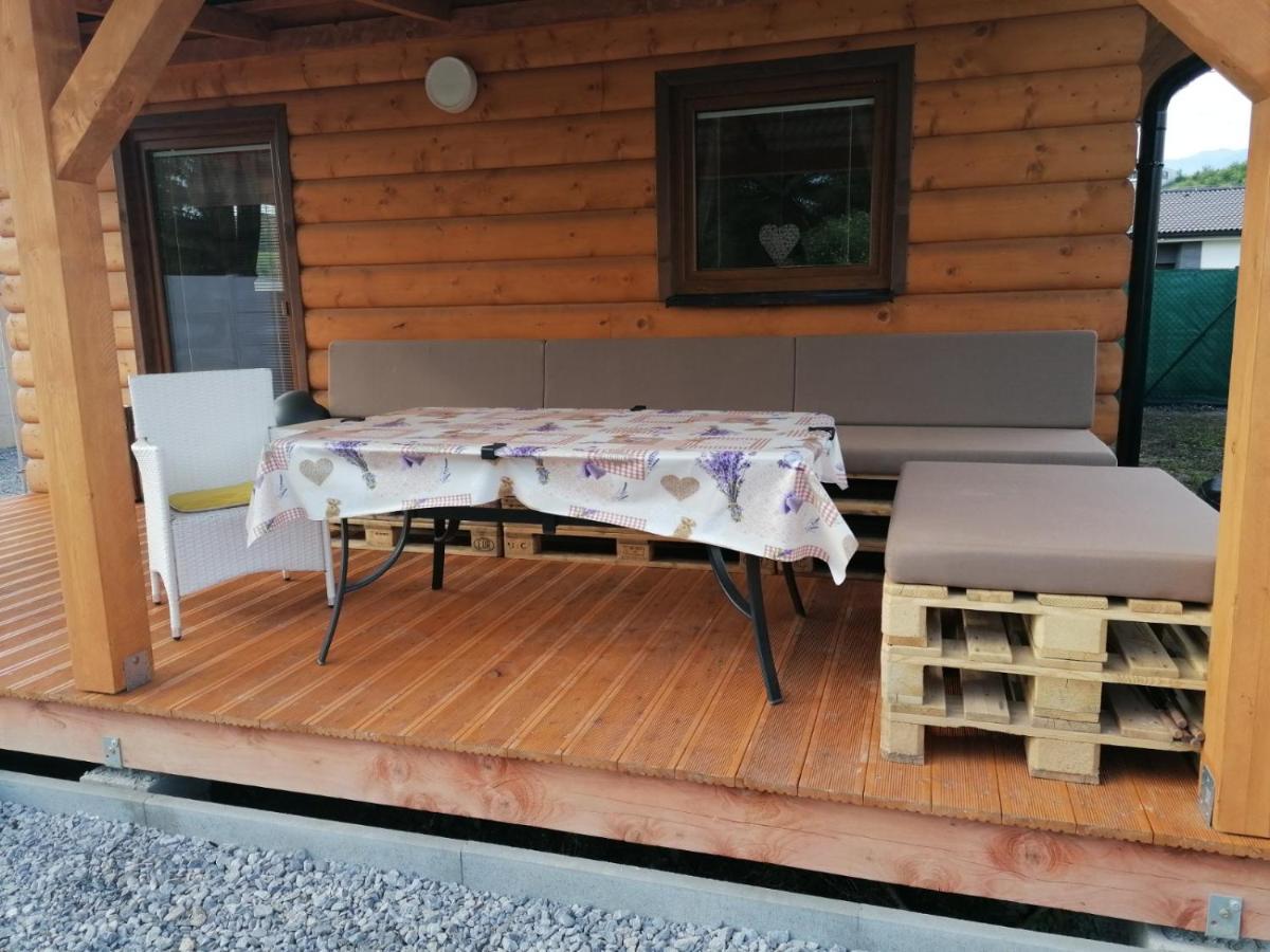 Chata Baska Na Liptove S Vlastnym Dvorom Ліптовський Мікулаш Екстер'єр фото