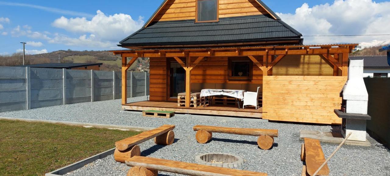 Chata Baska Na Liptove S Vlastnym Dvorom Ліптовський Мікулаш Екстер'єр фото